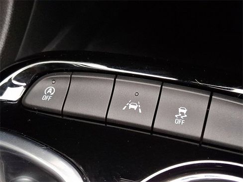 Used 2023 Buick Encore GX Select w/ Sport Touring Package image 25