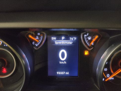 Used 2020 Jeep Gladiator Sport w/ Quick Order Package 24S image 23