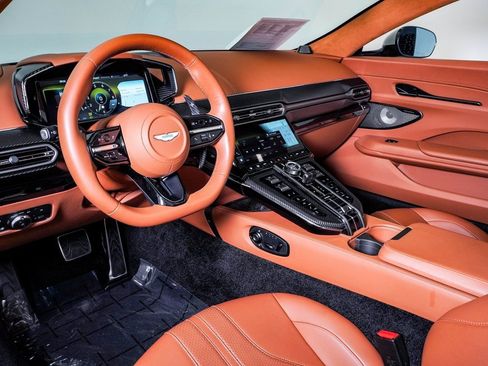 Used 2026 Aston Martin V8 Vantage Roadster image 25