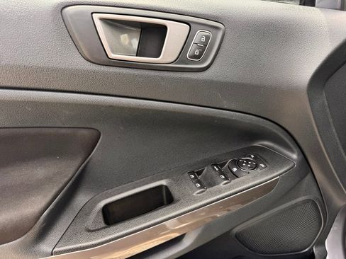 Used 2021 Ford EcoSport SE w/ Interior Protection Package image 12