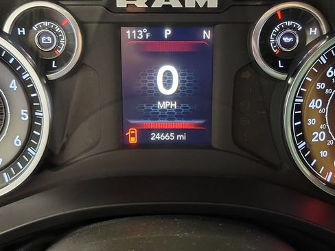 Used 2023 RAM 1500 Big Horn AWD/4WD image 2