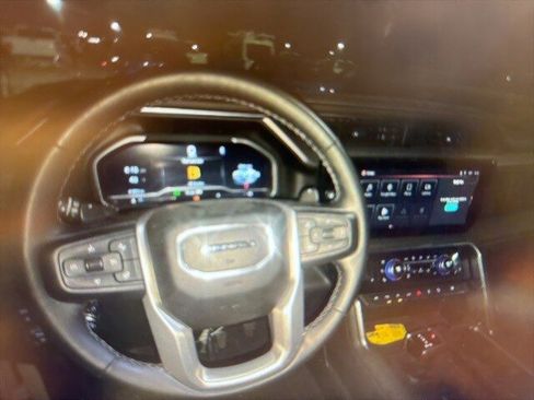 Used 2023 GMC Sierra 1500 Denali w/ Technology Package image 10