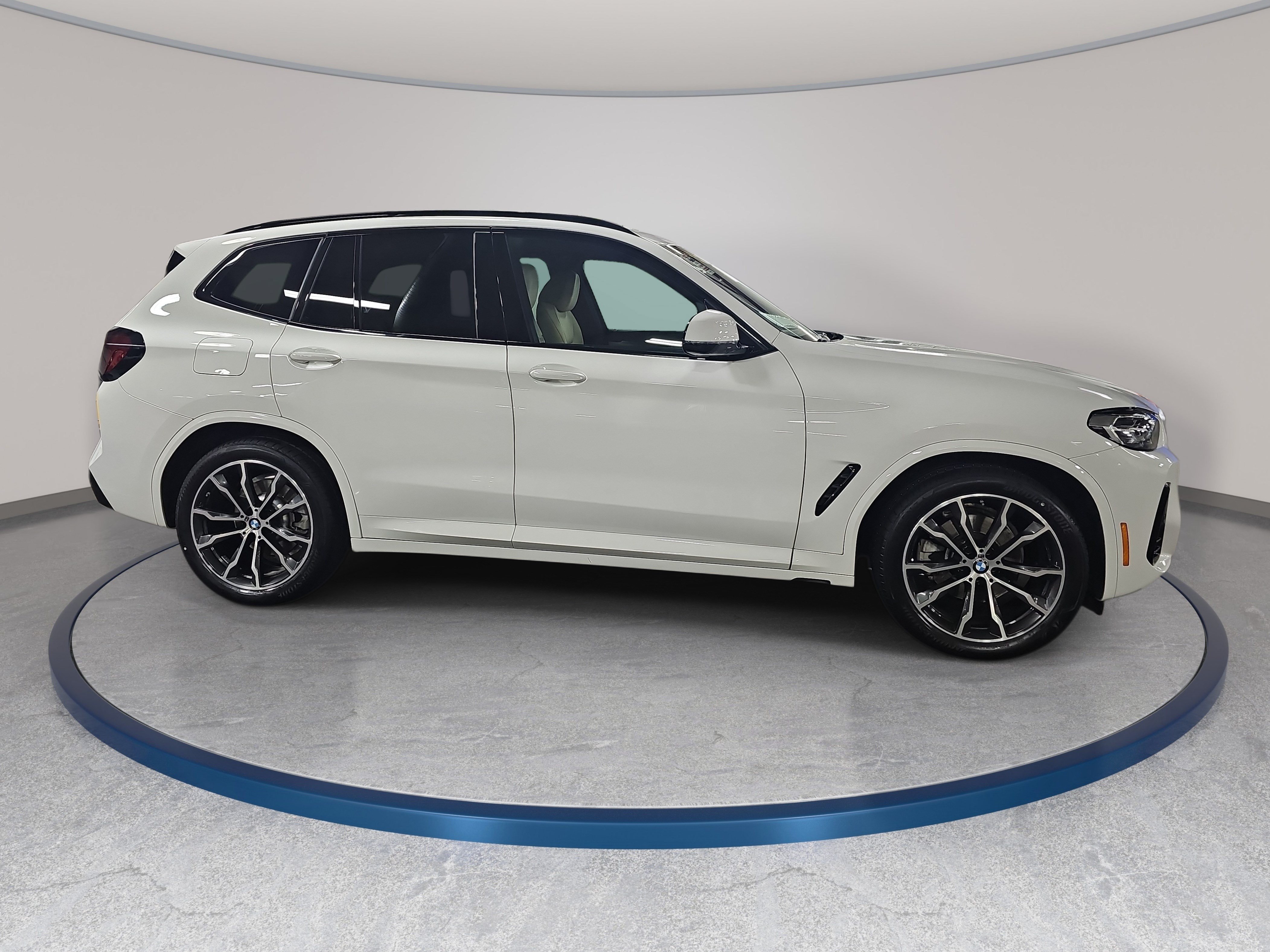 Certified 2023 BMW X3 sDrive30i w/ M Sport Package RWD image 5