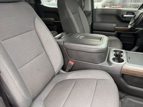 Used 2020 Chevrolet Silverado 1500 RST AWD/4WD image 31
