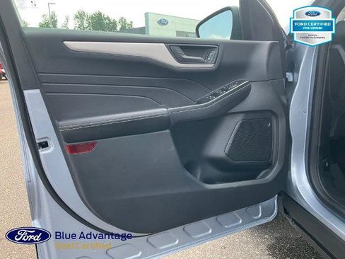 Certified 2022 Ford Escape SE AWD/4WD image 16