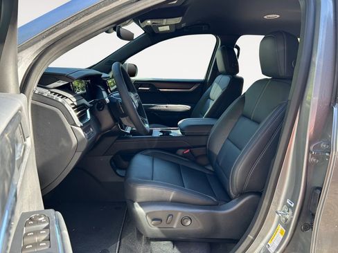 New 2026 GMC Acadia Elevation w/ Elevation Premium Package image 15