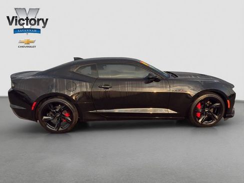 Used 2022 Chevrolet Camaro LT w/ RS Package RWD image 8