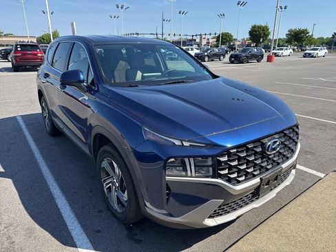 Used 2023 Hyundai Santa Fe SE w/ Cargo Package FWD image 6