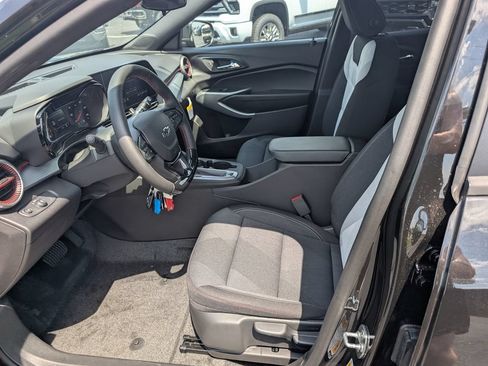 New 2026 Chevrolet Trax RS FWD image 13