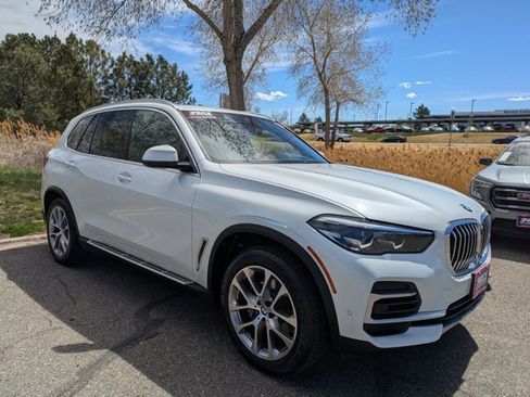 Used 2023 BMW X5 xDrive40i w/ Premium Package AWD/4WD image 3
