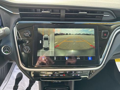 Used 2023 Chevrolet Bolt EUV Premier w/ Sun & Sound Package image 26