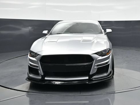 Used 2020 Ford Mustang Coupe RWD image 15