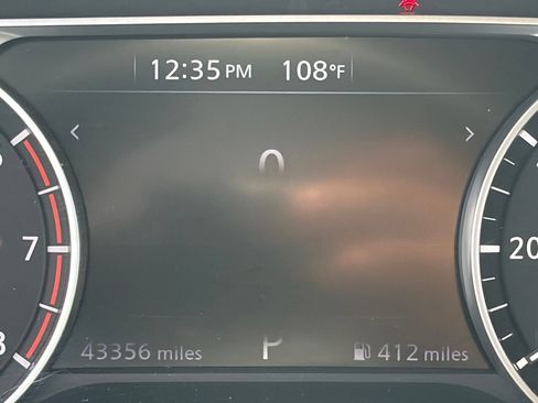 Used 2025 Nissan Rogue SV FWD image 13