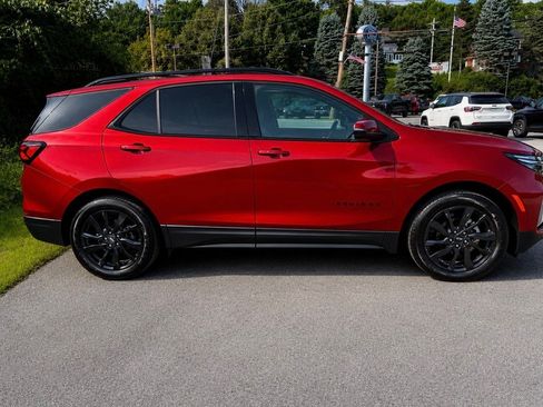 Used 2022 Chevrolet Equinox RS w/ RS Leather Package AWD/4WD image 8