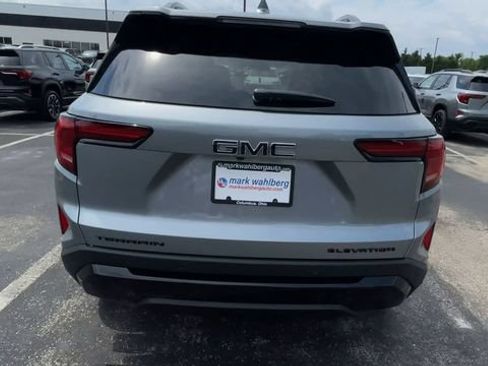 New 2026 GMC Terrain Elevation w/ Black Edition FWD image 9