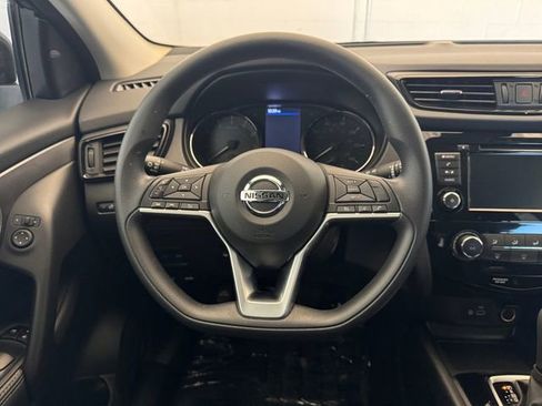 Used 2020 Nissan Rogue Sport S w/ Appearance Package image 21