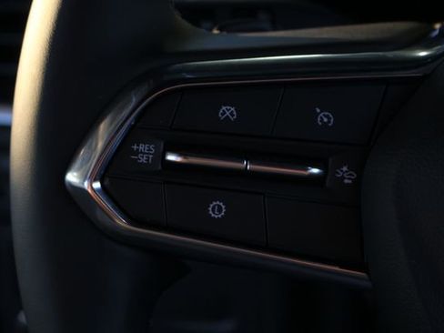 Used 2025 Chevrolet Suburban Premier image 13