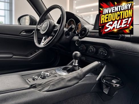 Used 2020 MAZDA MX-5 Miata Club RWD image 8