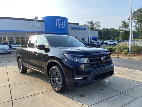 New 2026 Honda Ridgeline Sport image 2