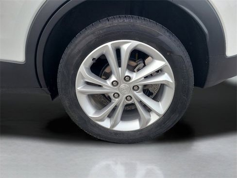 Used 2023 Buick Encore GX Preferred w/ Cold Weather Comfort Package image 11