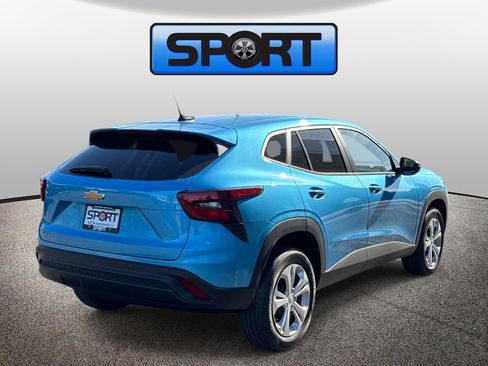 New 2026 Chevrolet Trax LS w/ Driver Confidence Package FWD image 4
