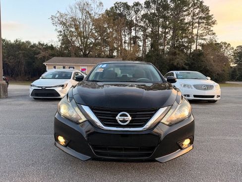 Used 2016 Nissan Altima 2.5 SL w/ 2.5 Technology w/LED Package image 2