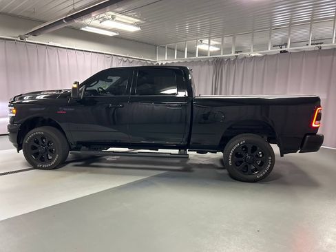 Used 2024 RAM 2500 Laramie w/ Night Edition AWD/4WD image 4