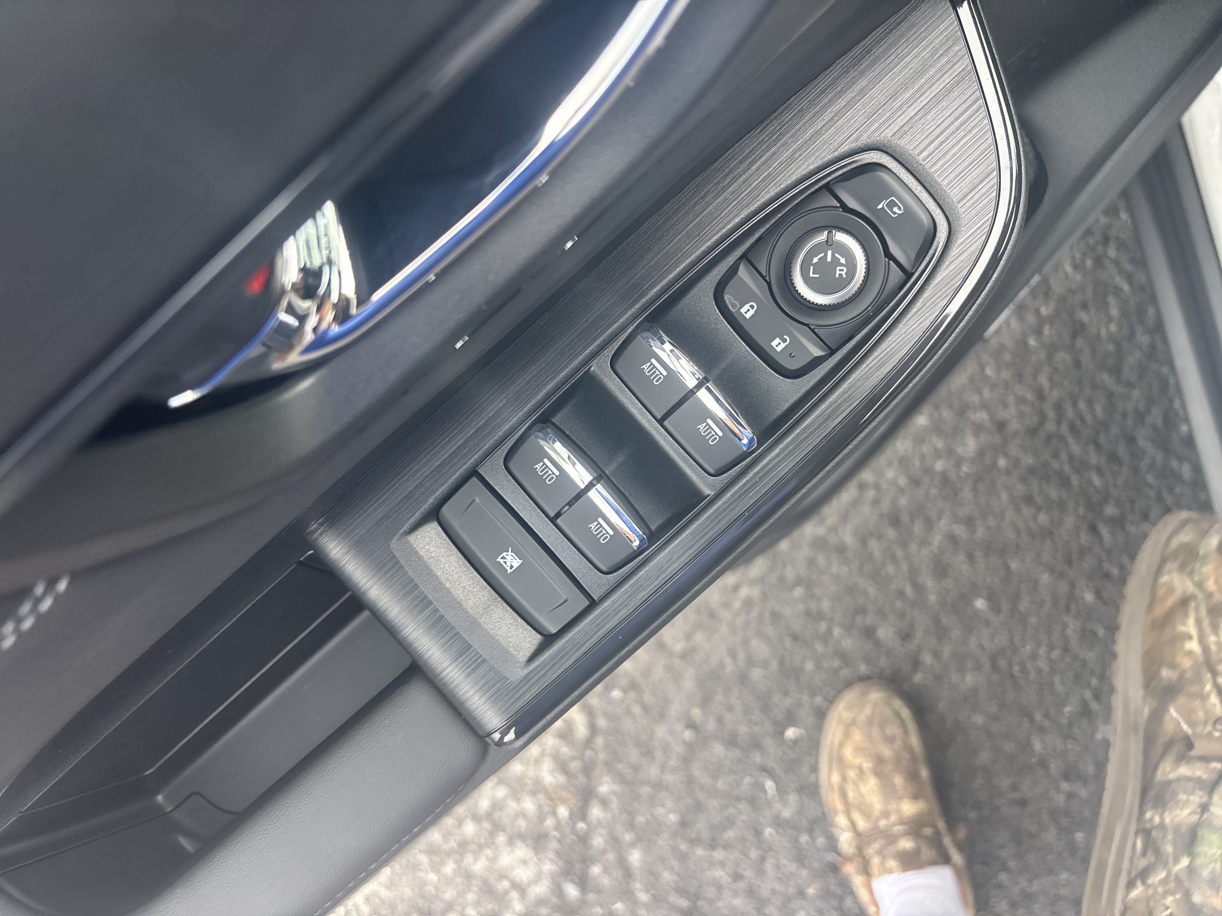 New 2026 Subaru Outback Touring XT AWD/4WD image 16