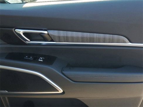 New 2025 Kia Telluride EX w/ EX Captain's Chair Package image 37