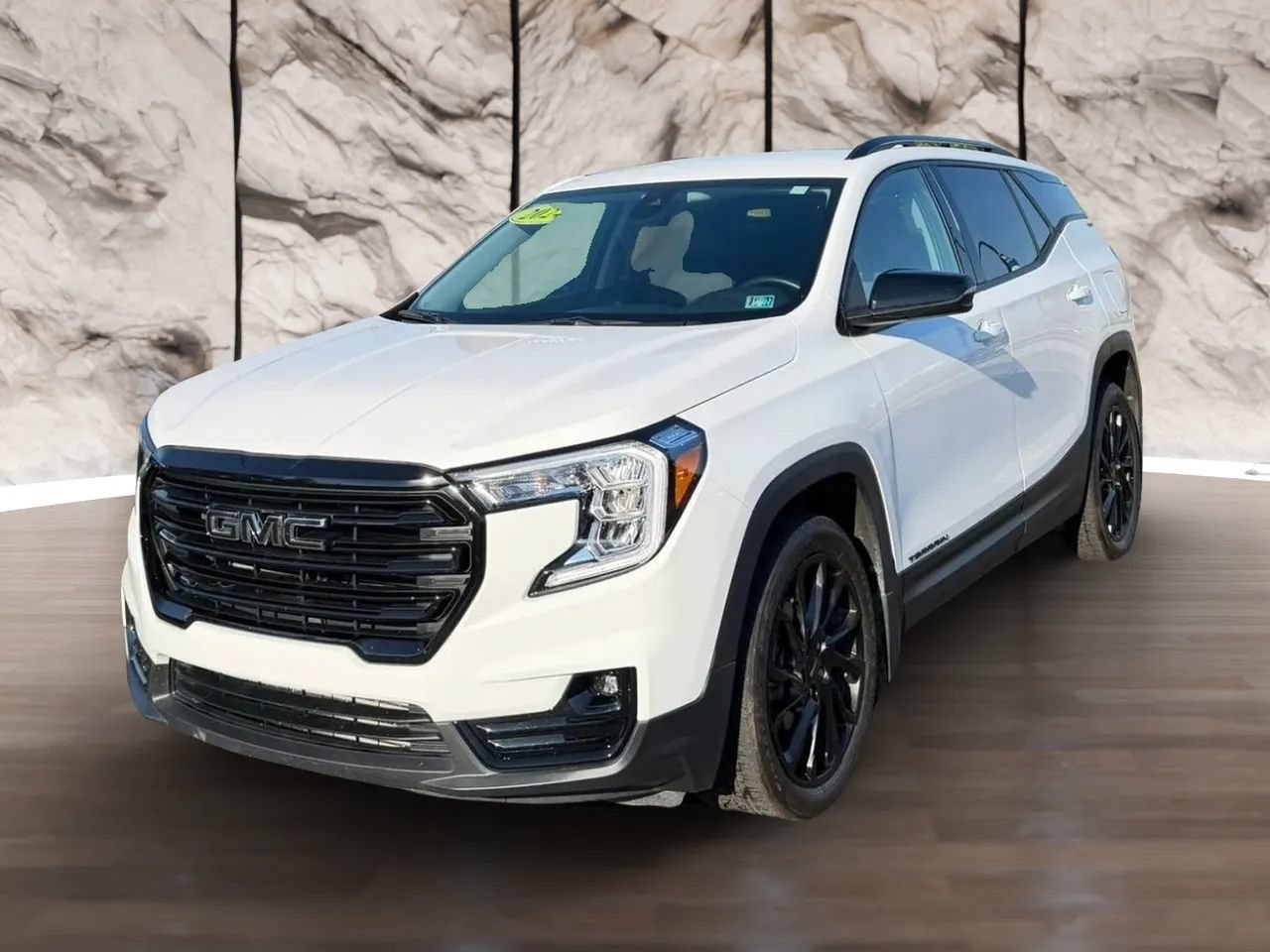 Used 2024 GMC Terrain SLT w/ Elevation Edition AWD/4WD image 2