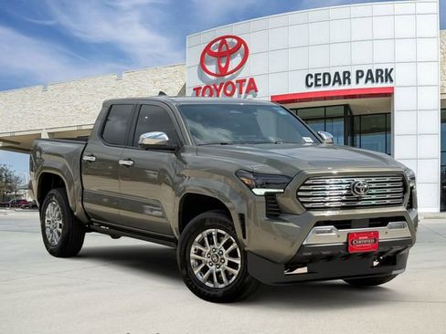 Used 2025 Toyota Tacoma Limited AWD/4WD image 1