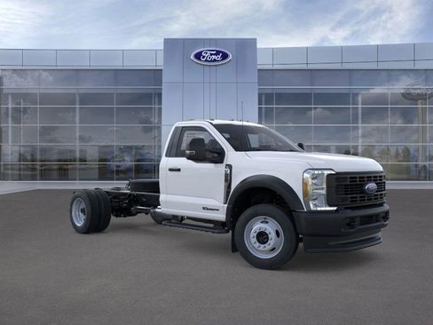 New 2026 Ford F550 4x4 Regular Cab Super Duty image 9