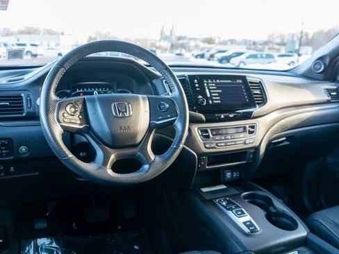 Used 2022 Honda Pilot TrailSport image 15