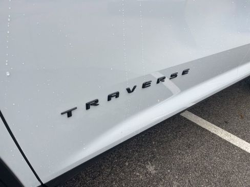 New 2026 Chevrolet Traverse Z71 w/ Enhanced Driving Package image 10