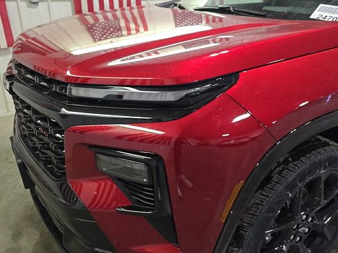 New 2026 Chevrolet Traverse RS image 5