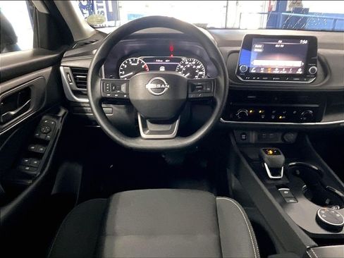 Used 2026 Nissan Rogue S AWD/4WD image 17