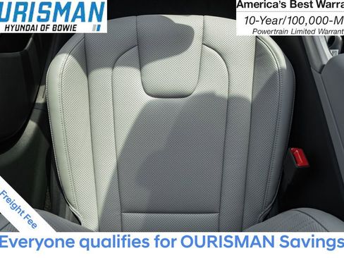 New 2025 Hyundai Elantra Limited image 29