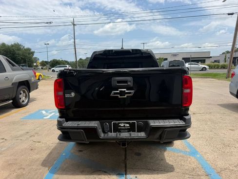 Used 2018 Chevrolet Colorado LT AWD/4WD image 6