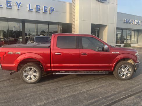 Used 2019 Ford F150 Lariat w/ Equipment Group 502A Luxury AWD/4WD image 8