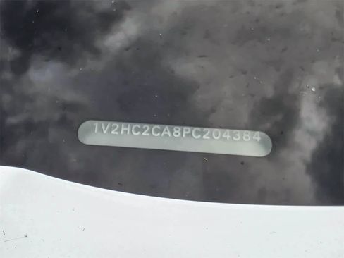 Used 2023 Volkswagen Atlas Cross Sport SE image 20