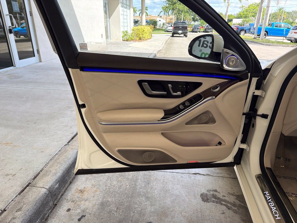 Used 2022 Mercedes-Benz Maybach S 580 4MATIC image 46