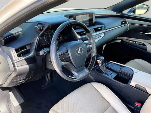 Used 2019 Lexus ES 350 w/ Premium Package FWD image 18
