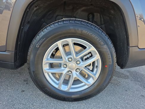 New 2026 Jeep Grand Cherokee L L LAREDO X 4X4 image 35