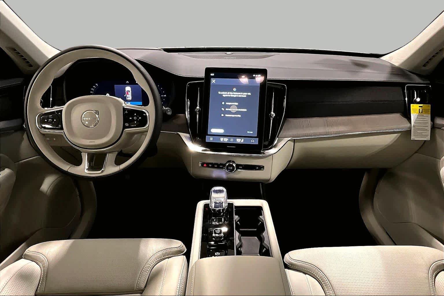 New 2026 Volvo XC90 T8 Ultra w/ Protection Package Premier AWD/4WD image 7