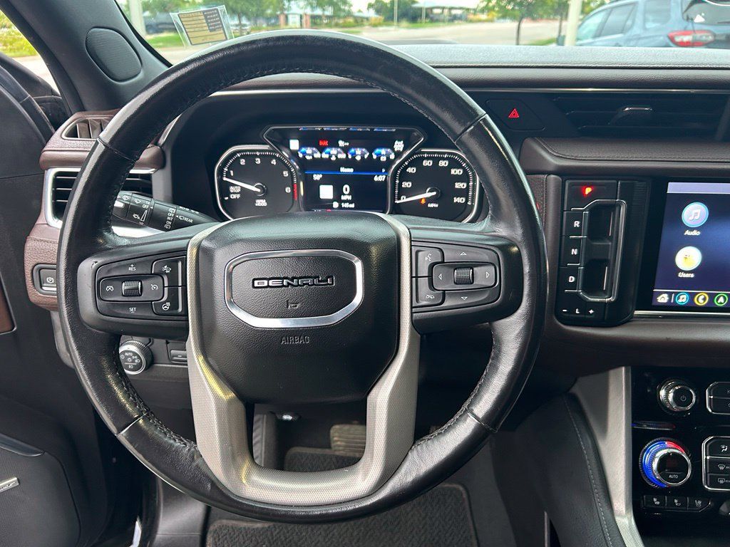 Used 2021 GMC Yukon Denali w/ Denali Ultimate Package AWD/4WD image 22