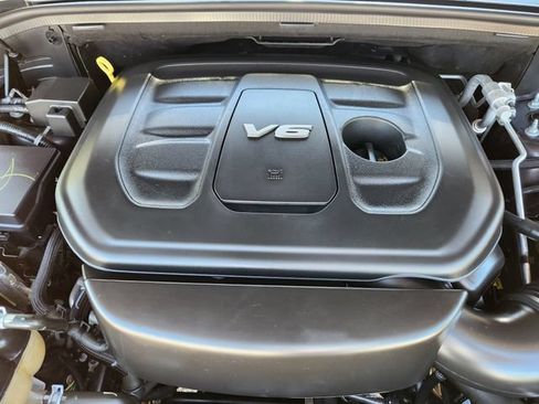 Used 2017 Jeep Grand Cherokee Altitude AWD/4WD image 29