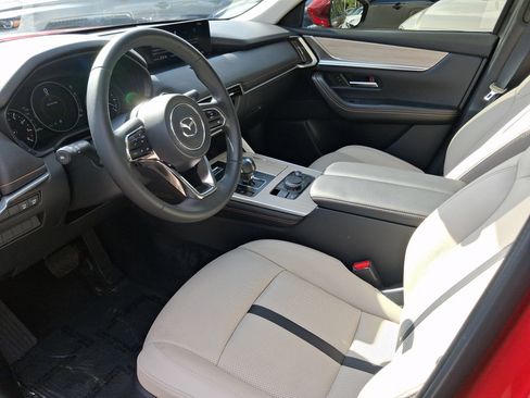 Certified 2024 MAZDA CX-90 3.3 Turbo w/ Preferred Plus AWD/4WD image 11