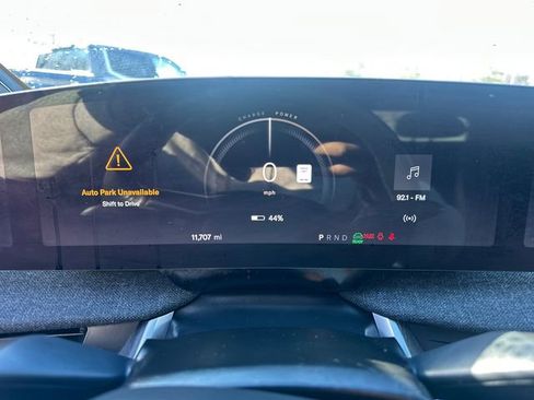 Used 2024 Lucid Air Pure RWD image 27
