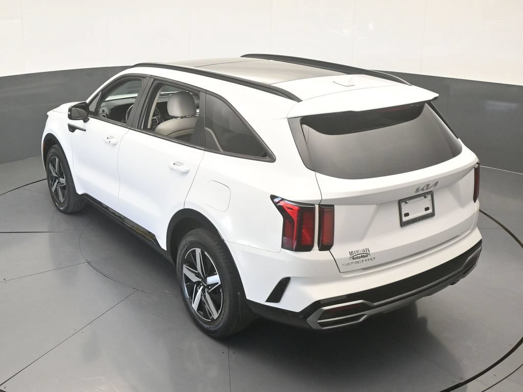 Used 2023 Kia Sorento S w/ Panoramic Sunroof Package FWD image 51