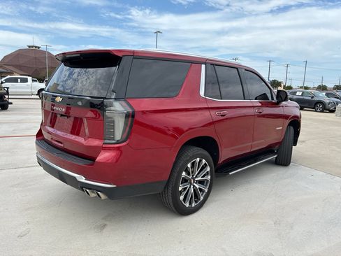 Used 2025 Chevrolet Tahoe High Country RWD image 7